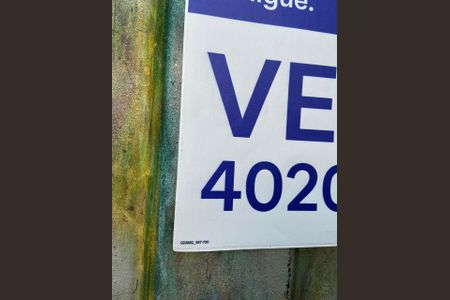 Casa à venda com 1148m², 3 quartos e 4 vagas Casa à venda com 1148m², 3 quartos e 4 vagasPlaca instalada