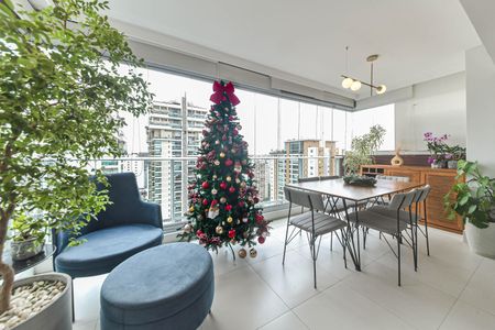 Apartamento à venda com 70m², 2 quartos e 2 vagasVaranda