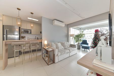 Sala de apartamento à venda com 2 quartos, 70m² em Campo Belo, São Paulo