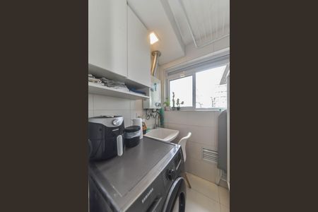 Apartamento à venda com 70m², 2 quartos e 2 vagasLavanderia