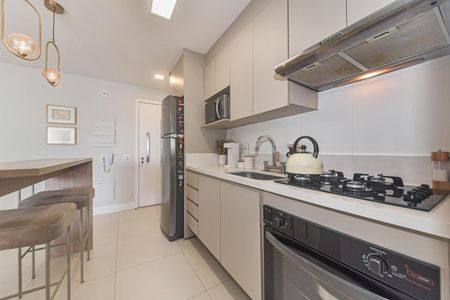 Apartamento à venda com 70m², 2 quartos e 2 vagasCozinha