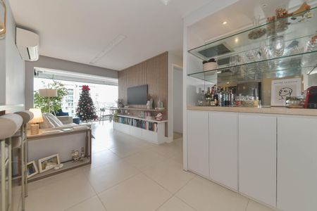 Sala de apartamento à venda com 2 quartos, 70m² em Campo Belo, São Paulo