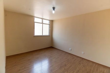 Sala de apartamento para alugar com 2 quartos, 65m² em Santa Rosa, Niterói