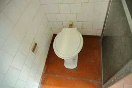 Casa à venda com 98m², 2 quartos e 1 vagaBanheiro 