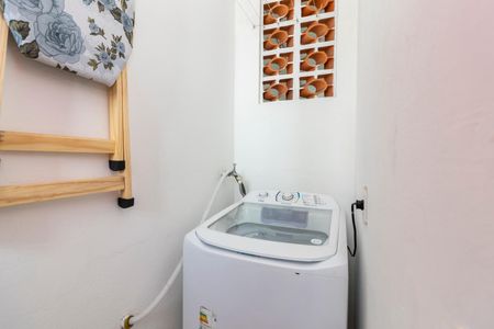 Casa à venda com 369m², 5 quartos e sem vagaCasa 1 - Área de Serviço