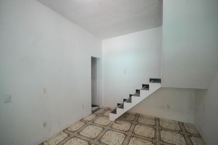 Casa para alugar com 100m², 2 quartos e sem vagaSala