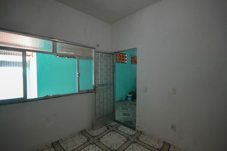 Casa para alugar com 100m², 2 quartos e sem vagaSala