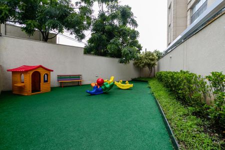 Apartamento à venda com 66m², 2 quartos e 2 vagas Apartamento à venda com 66m², 2 quartos e 2 vagasÁrea comum - Playground