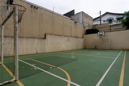 Apartamento à venda com 66m², 2 quartos e 2 vagas Apartamento à venda com 66m², 2 quartos e 2 vagasÁrea comum - Quadra esportiva