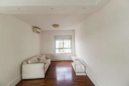 Apartamento para alugar com 200m², 3 quartos e 3 vagas Apartamento para alugar com 200m², 3 quartos e 3 vagasSala