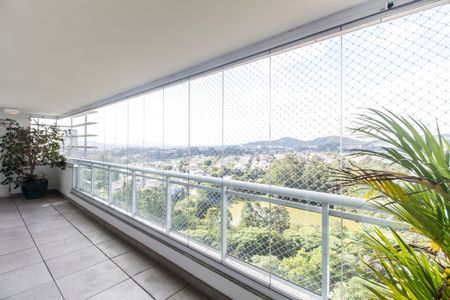 Apartamento para alugar com 200m², 3 quartos e 3 vagas Apartamento para alugar com 200m², 3 quartos e 3 vagasVaranda gourmet