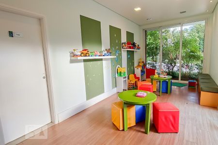 Apartamento para alugar com 200m², 3 quartos e 3 vagas Apartamento para alugar com 200m², 3 quartos e 3 vagasBrinquedoteca