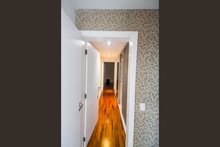 Apartamento para alugar com 200m², 3 quartos e 3 vagas Apartamento para alugar com 200m², 3 quartos e 3 vagasCorredor