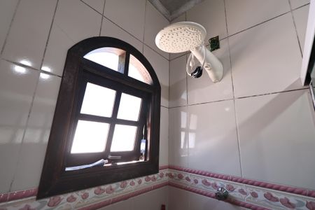 Casa à venda com 230m², 4 quartos e 2 vagasBanheiro da Suíte 2