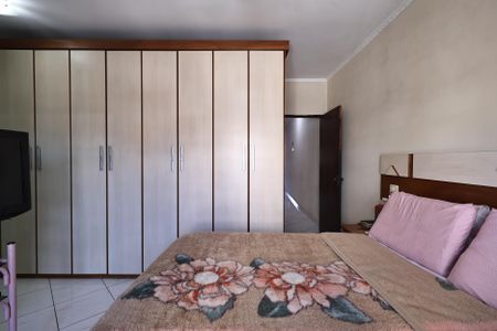 Casa à venda com 230m², 4 quartos e 2 vagasSuite 2