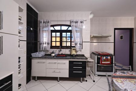 Casa à venda com 230m², 4 quartos e 2 vagasCozinha