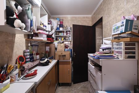 Casa à venda com 230m², 4 quartos e 2 vagasQuarto/ escritório 