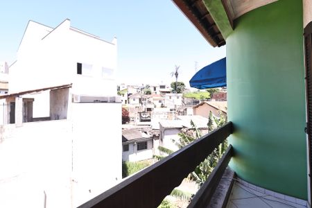 Casa à venda com 230m², 4 quartos e 2 vagasSacada da suíte 2