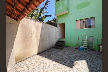 Casa à venda com 230m², 4 quartos e 2 vagasQuintal casa 2