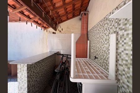 Casa à venda com 230m², 4 quartos e 2 vagasLavanderia/ área gourmet 