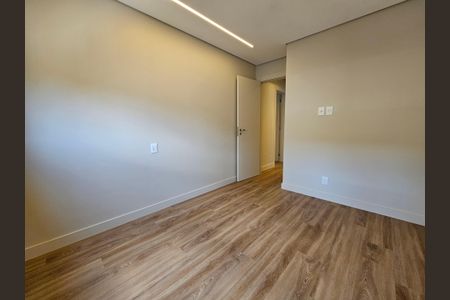 Apartamento à venda com 143m², 3 quartos e 2 vagasSuíte 3