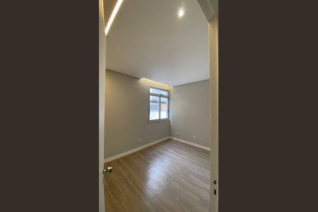 quarto  de apartamento à venda com 2 quartos, 69m² em Santo Antônio, Belo Horizonte