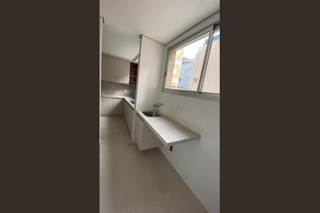 Apartamento à venda com 69m², 2 quartos e 1 vagaÁrea de Serviço