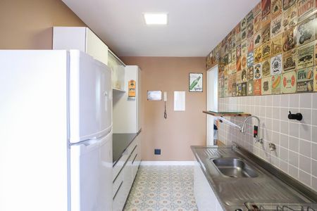 Apartamento à venda com 55m², 2 quartos e 1 vagaCozinha