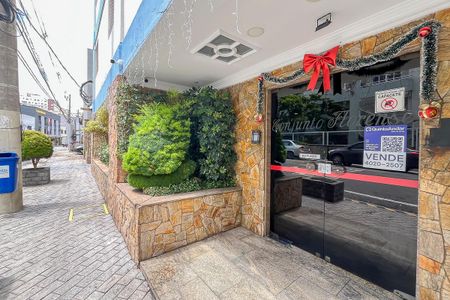 Apartamento à venda com 55m², 2 quartos e 1 vagaFachada + plaquinha