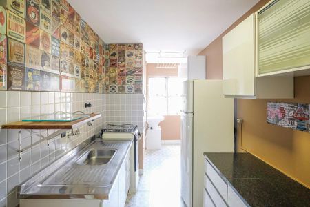 Apartamento à venda com 55m², 2 quartos e 1 vagaCozinha