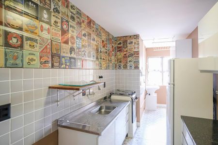 Apartamento à venda com 55m², 2 quartos e 1 vagaCozinha