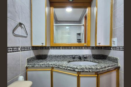 Apartamento para alugar com 85m², 3 quartos e 2 vagas Apartamento para alugar com 85m², 3 quartos e 2 vagasBanheiro