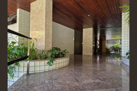 Apartamento para alugar com 85m², 3 quartos e 2 vagas Apartamento para alugar com 85m², 3 quartos e 2 vagasHall de entrada
