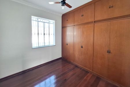 Casa para alugar com 140m², 3 quartos e 3 vagas Casa para alugar com 140m², 3 quartos e 3 vagasQuarto 2