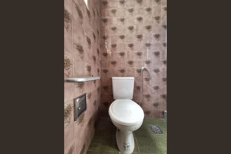 Casa para alugar com 140m², 3 quartos e 3 vagas Casa para alugar com 140m², 3 quartos e 3 vagasBanheiro