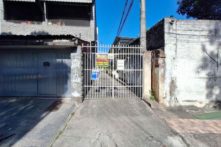 Casa para alugar com 140m², 3 quartos e 3 vagas Casa para alugar com 140m², 3 quartos e 3 vagasPlaca