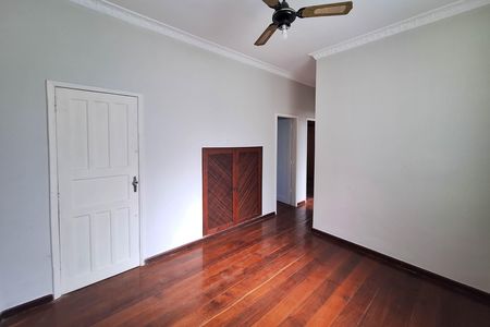 Casa para alugar com 140m², 3 quartos e 3 vagas Casa para alugar com 140m², 3 quartos e 3 vagasCopa