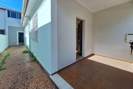 Casa para alugar com 140m², 3 quartos e 3 vagas Casa para alugar com 140m², 3 quartos e 3 vagasQuintal