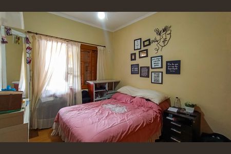 Casa à venda com 185m², 4 quartos e 4 vagas