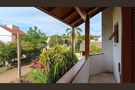 Casa à venda com 4 quartos, 185m² em Espírito Santo, Porto Alegre