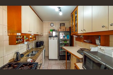 Casa à venda com 185m², 4 quartos e 4 vagas