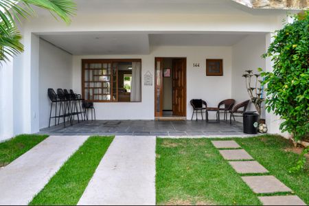Casa à venda com 185m², 4 quartos e 4 vagas