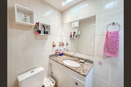 Apartamento à venda com 3 quartos, 90m² em Santa Terezinha, Belo Horizonte