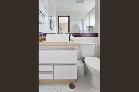 Apartamento à venda com 104m², 2 quartos e 2 vagas Apartamento à venda com 104m², 2 quartos e 2 vagasBanheiro - Suíte 1