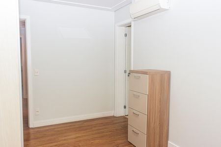 Apartamento à venda com 229m², 4 quartos e 4 vagasSuíte 1