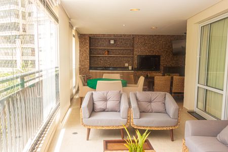 Apartamento à venda com 229m², 4 quartos e 4 vagasVaranda da Sala