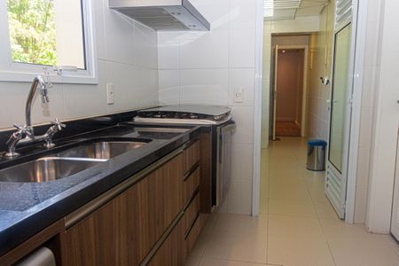 Apartamento à venda com 229m², 4 quartos e 4 vagasCozinha