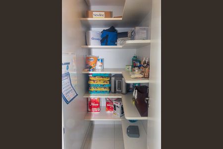 Apartamento à venda com 229m², 4 quartos e 4 vagasDespensa