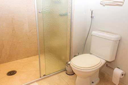 Apartamento à venda com 229m², 4 quartos e 4 vagasBanheiro da Suíte Master