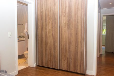 Apartamento à venda com 229m², 4 quartos e 4 vagasSuíte 2